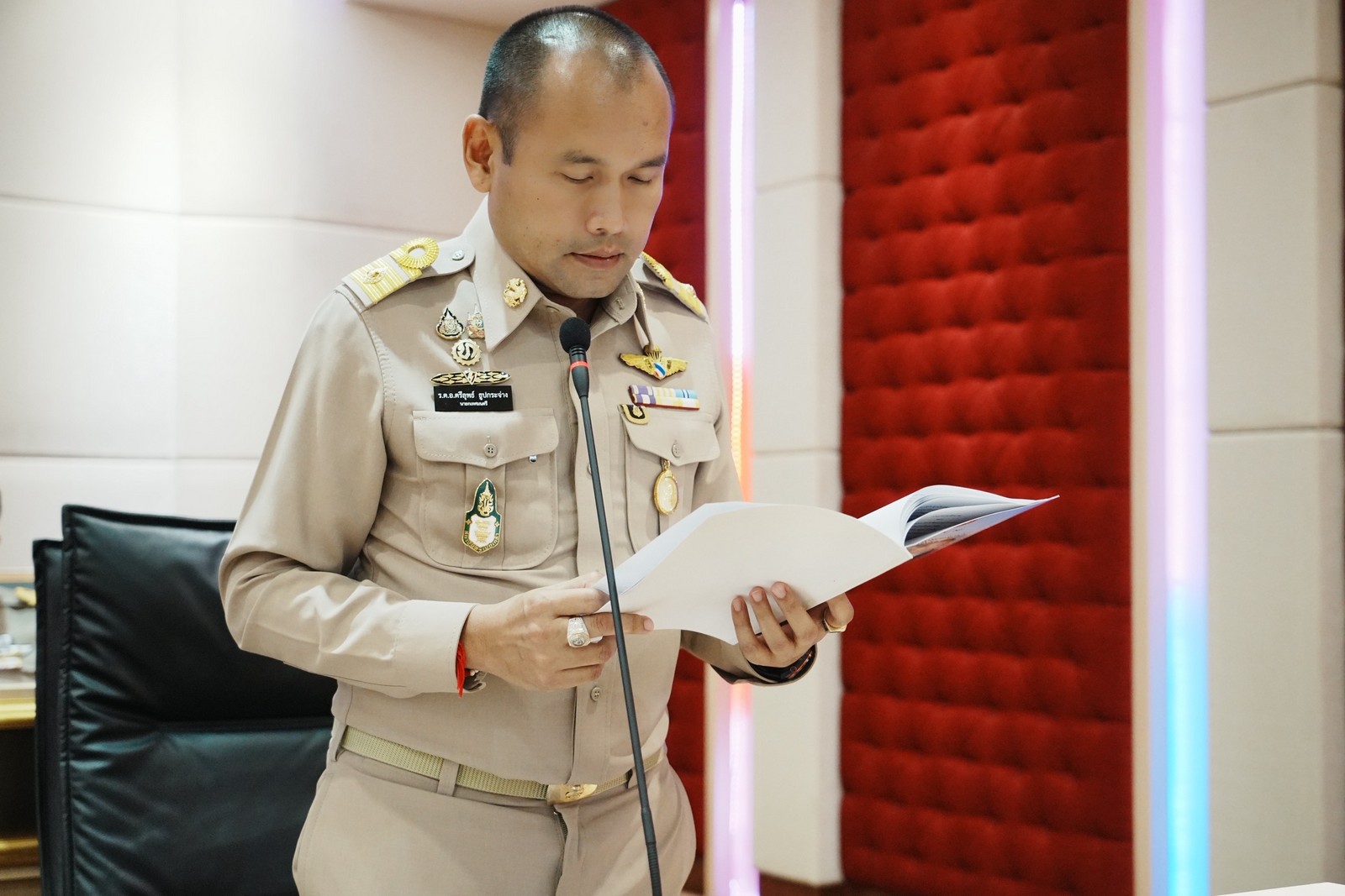 เทศบาลนครรังสิต จัดประชุมสภาเทศบาล สมัยสามัญ สมัยที่สอง ประจำปี พ.ศ. 2568 วาระสำคัญ นายกเทศมนตรีแถลงนโยบายต่อสภาเทศบาล
